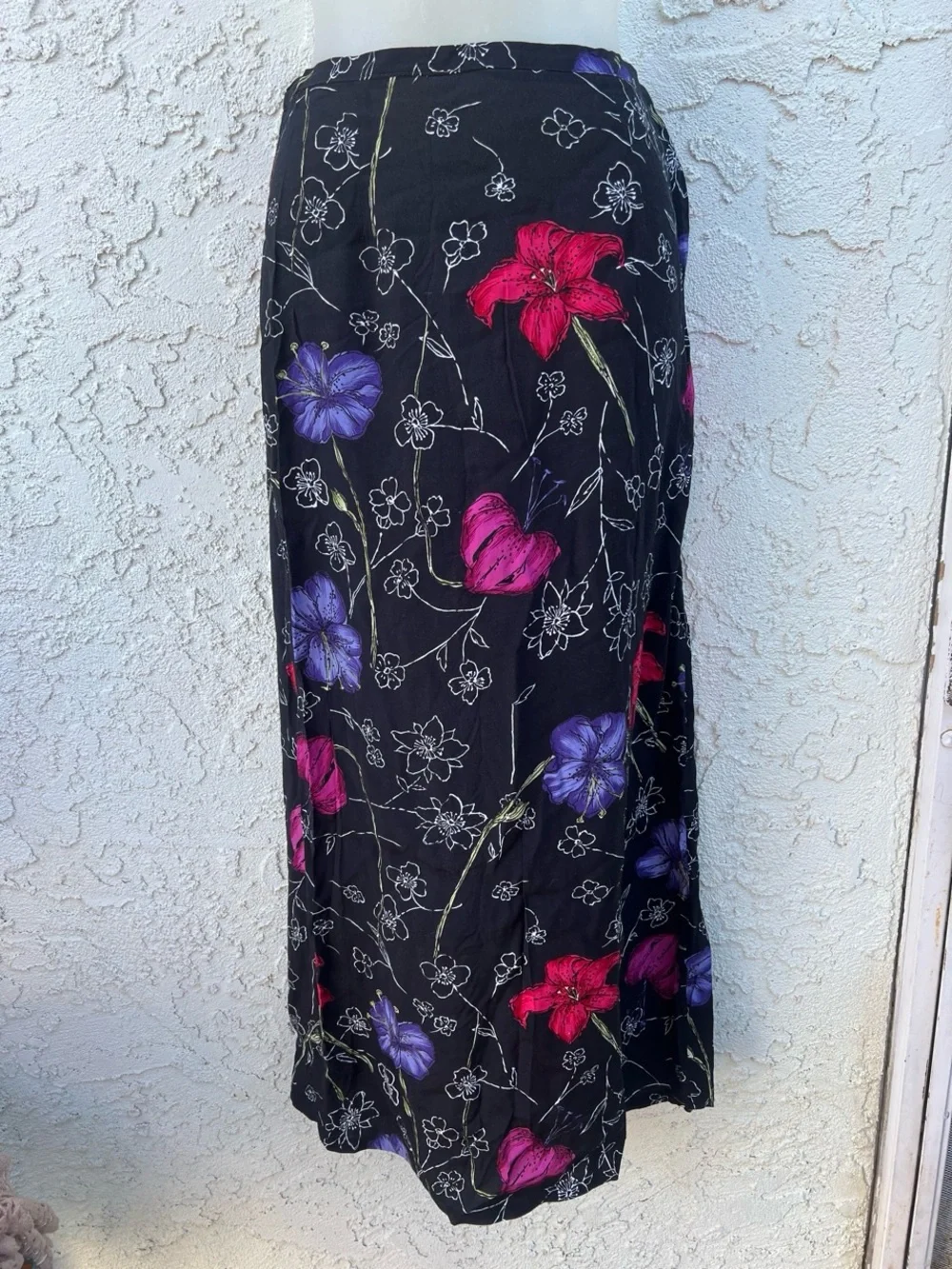 Hillard & Hanson Navy and Purple Floral Maxi Skirt